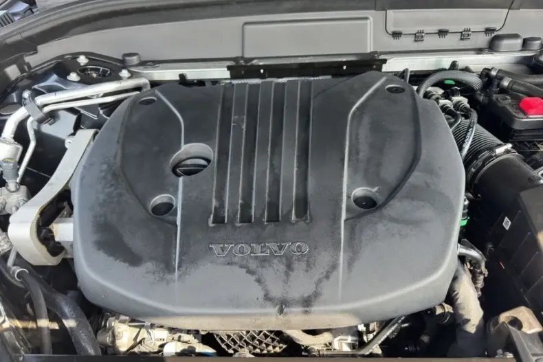 Volvo XC60 din 2024 cu 12.850 km - oferta VOL126818 - foto 14