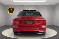 Volvo S60 din 2023 cu 19.659 km - oferta VOL126819 - foto 6