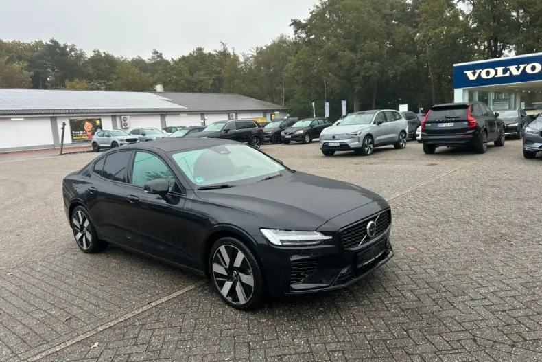 Volvo S60 din 2024 cu 30.000 km - oferta VOL126825 - foto 3