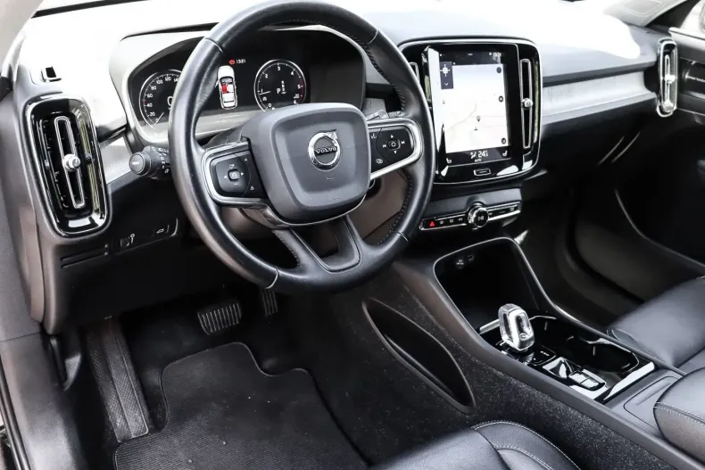 Volvo XC40 din 2020 cu 90.000 km - oferta VOL126827 - foto 4