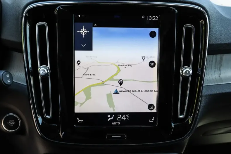 Volvo XC40 din 2020 cu 90.000 km - oferta VOL126827 - foto 8