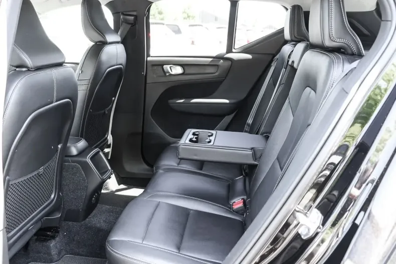 Volvo XC40 din 2020 cu 90.000 km - oferta VOL126827 - foto 14