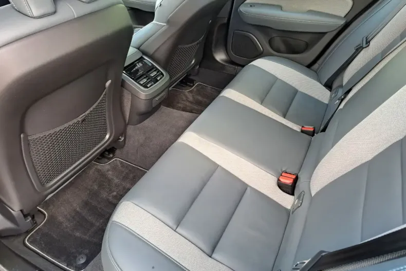 Volvo S60 din 2020 cu 37.000 km - oferta VOL126828 - foto 14