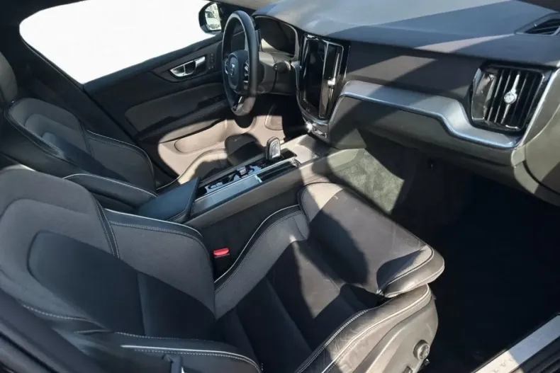 Volvo V60 din 2022 cu 87.091 km - oferta VOL126830 - foto 7