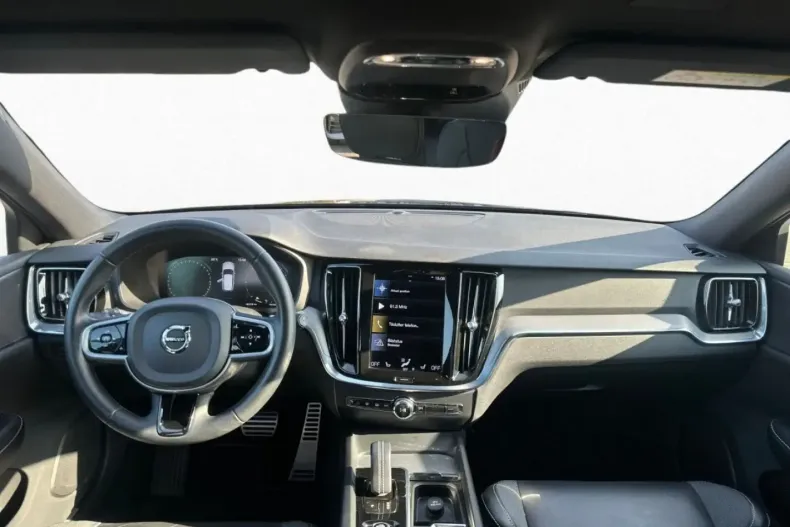 Volvo V60 din 2022 cu 87.091 km - oferta VOL126830 - foto 9