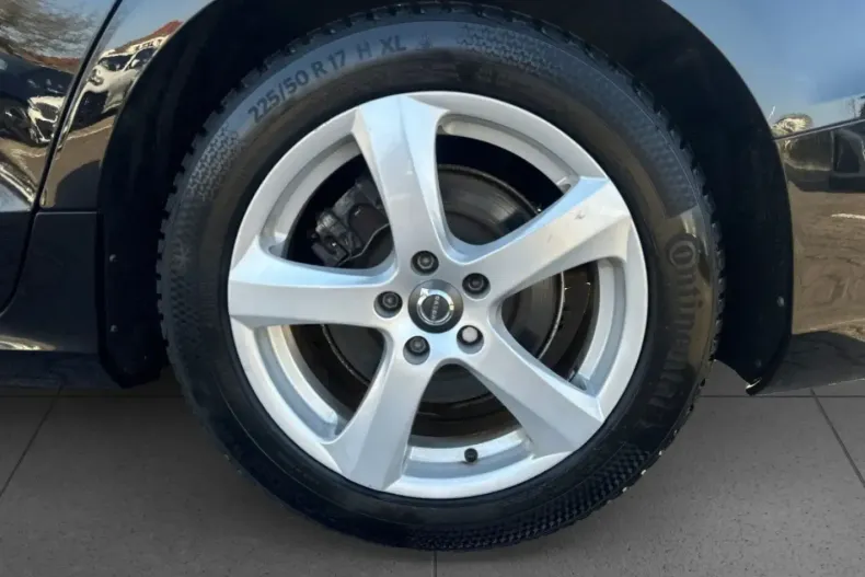 Volvo V60 din 2022 cu 87.091 km - oferta VOL126830 - foto 13