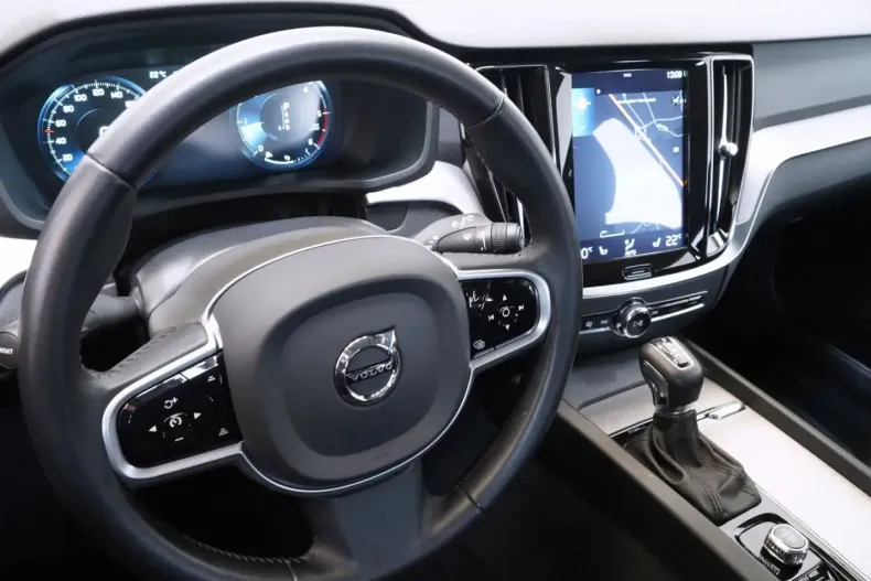 Volvo V60 din 2020 cu 87.759 km - oferta VOL126831 - foto 6