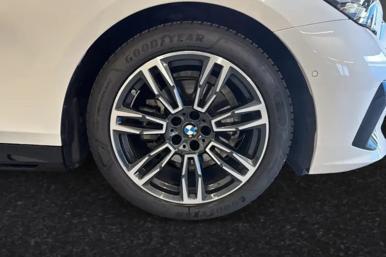 BMW 520 din 2024 cu 13.456 km - oferta BMW126834 - foto 4