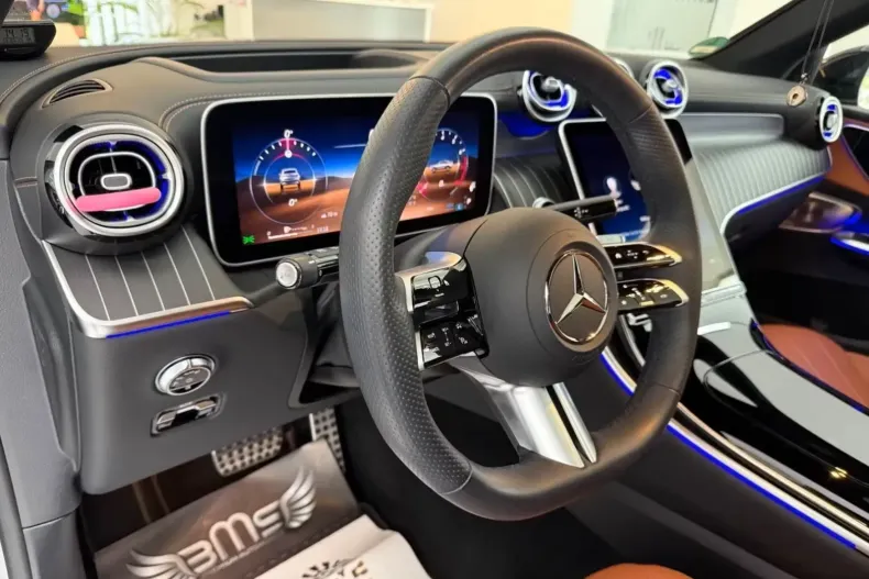 Mercedes-Benz GLC 300 din 2024 cu 18.000 km - oferta MER126836 - foto 10