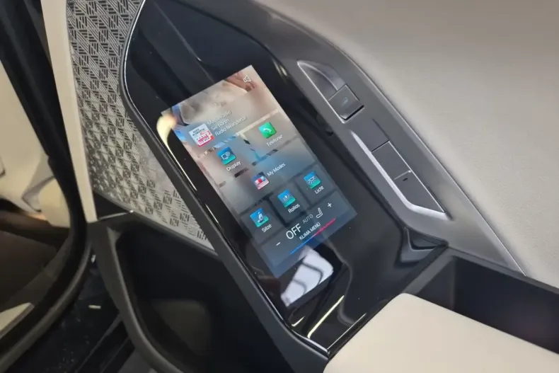 BMW 740 din 2024 cu 49.989 km - oferta BMW126841 - foto 14