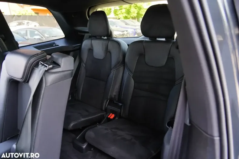 Volvo XC90 din 2021 cu 138.300 km - oferta VOL126842 - foto 33