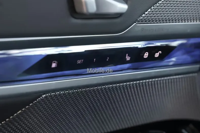 BMW 750 din 2024 cu 4.727 km - oferta BMW126853 - foto 10