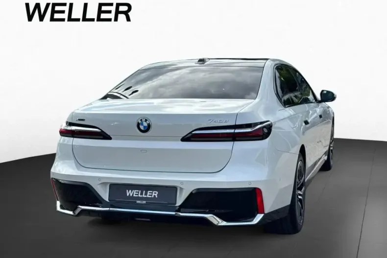 BMW 740 din 2024 cu 24.556 km - oferta BMW126857 - foto 3