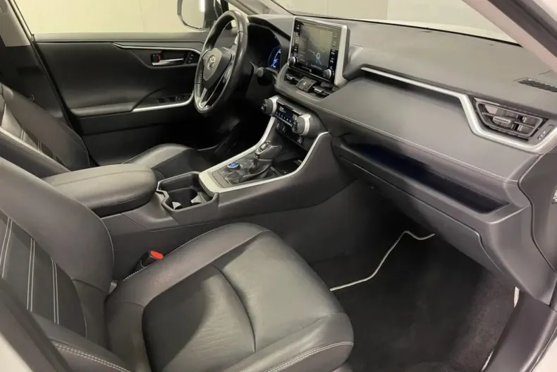 Toyota RAV4 din 2020 cu 116.193 km - oferta TOY126858 - foto 12