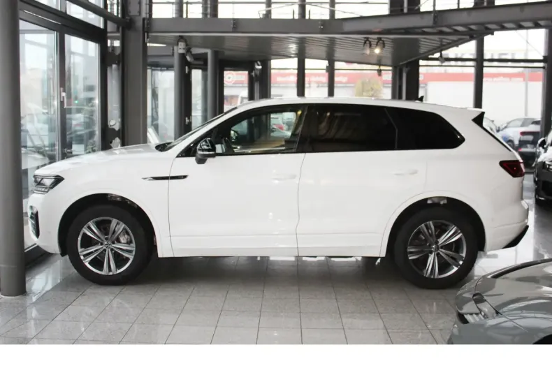 Volkswagen Touareg din 2022 cu 40.000 km - oferta VOL126881 - foto 4