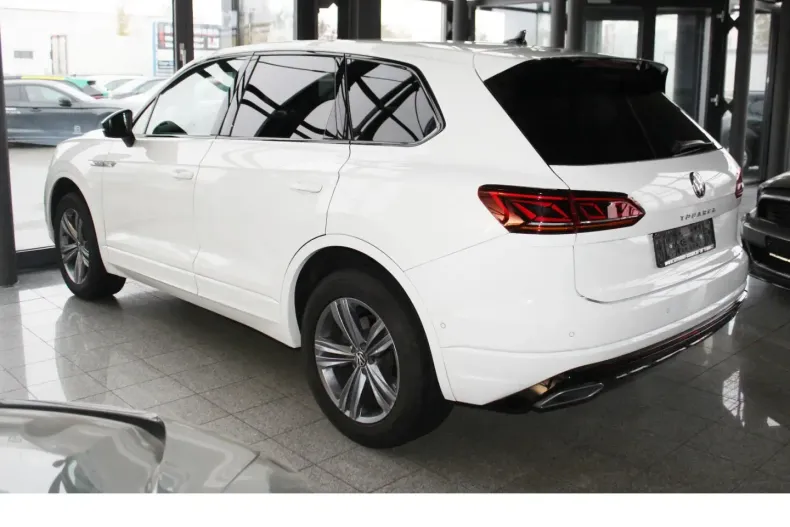 Volkswagen Touareg din 2022 cu 40.000 km - oferta VOL126881 - foto 5