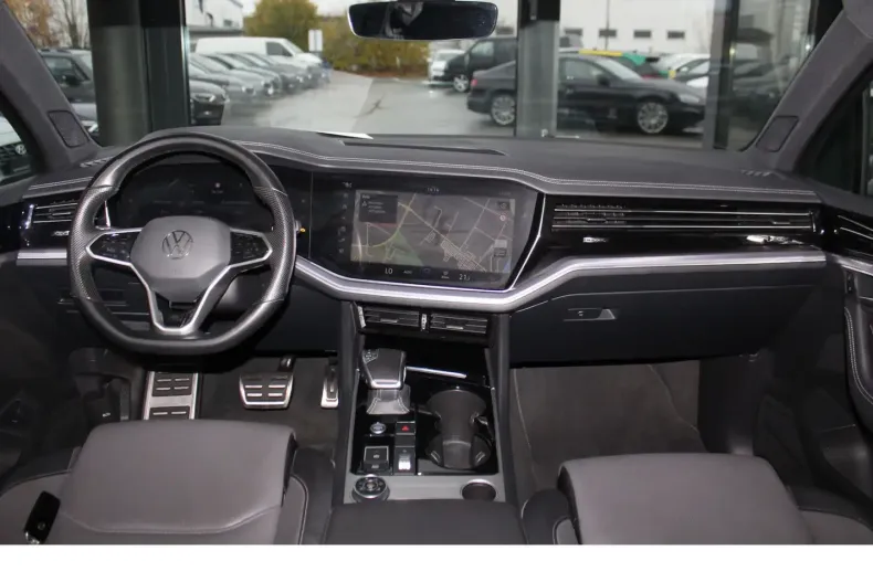 Volkswagen Touareg din 2022 cu 40.000 km - oferta VOL126881 - foto 10