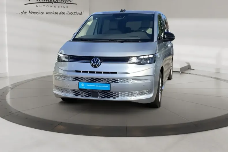 Volkswagen T7 Multivan din 2024 cu 28.652 km - oferta VOL126882 - foto 1