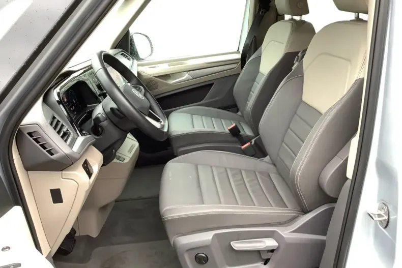 Volkswagen T7 Multivan din 2024 cu 28.652 km - oferta VOL126882 - foto 7