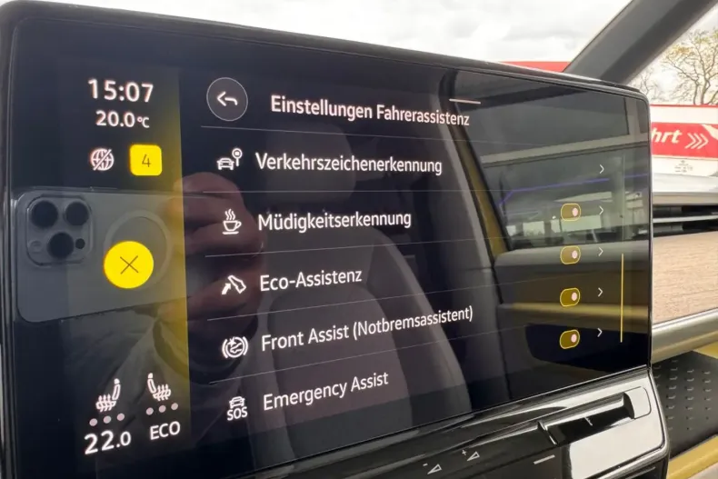 Volkswagen ID. Buzz din 2023 cu 7.000 km - oferta VOL126885 - foto 13