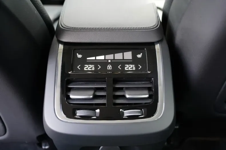 Volvo S90 din 2024 cu 25.400 km - oferta VOL126893 - foto 10