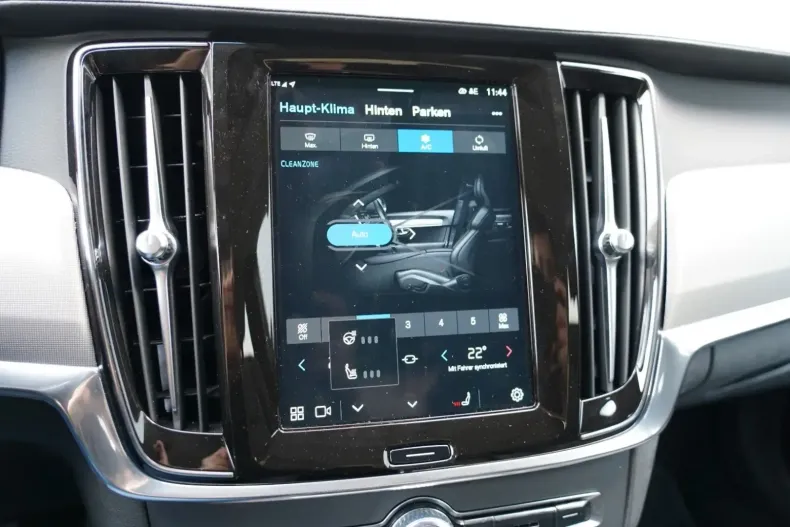 Volvo S90 din 2024 cu 25.400 km - oferta VOL126893 - foto 17