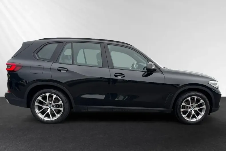 BMW X5 din 2022 cu 85.603 km - oferta BMW126895 - foto 2