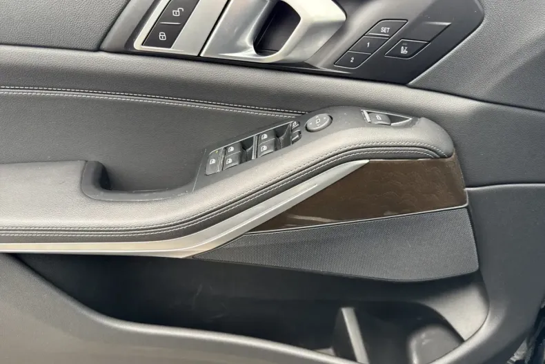 BMW X5 din 2022 cu 85.603 km - oferta BMW126895 - foto 17