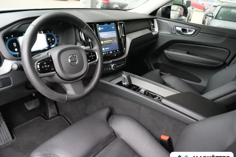 Volvo XC60 din 2024 cu 41.240 km - oferta VOL126896 - foto 4