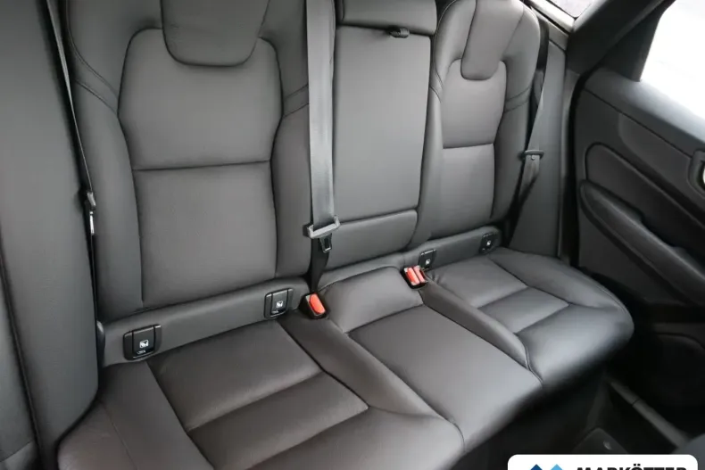 Volvo XC60 din 2024 cu 41.240 km - oferta VOL126896 - foto 7