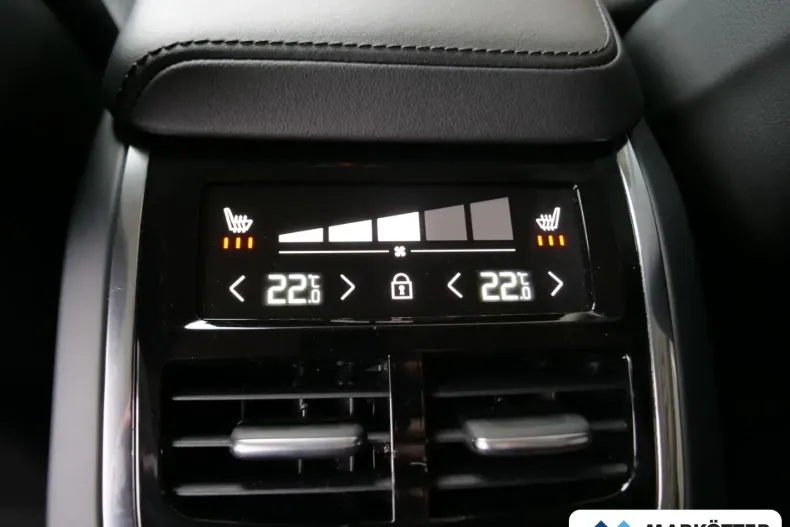 Volvo XC60 din 2024 cu 41.240 km - oferta VOL126896 - foto 24