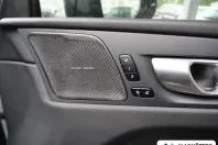 Volvo XC60 din 2024 cu 41.240 km - oferta VOL126896 - foto 28