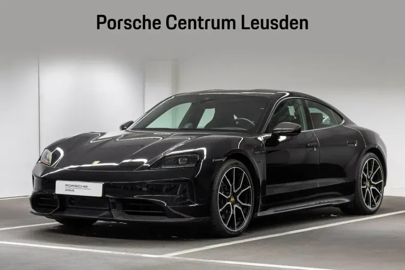 Porsche Taycan din 2025 cu 5.911 km - oferta POR126906 - foto 1