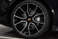 Porsche Taycan din 2025 cu 5.911 km - oferta POR126906 - foto 10