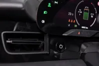 Porsche Taycan din 2025 cu 5.911 km - oferta POR126906 - foto 26