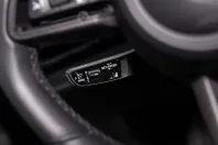 Porsche Taycan din 2025 cu 5.911 km - oferta POR126906 - foto 28