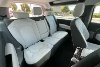 Land Rover Defender din 2024 cu 8.700 km - oferta LAN126913 - foto 12