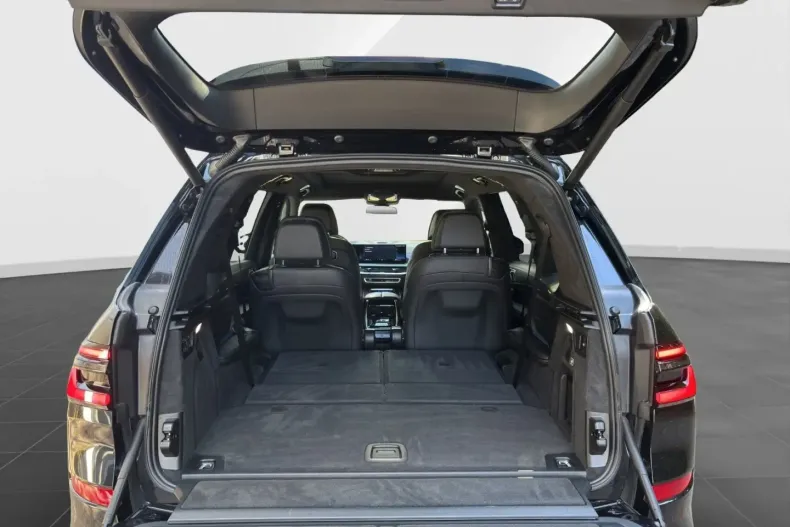 BMW X7 din 2024 cu 18.240 km - oferta BMW126917 - foto 10