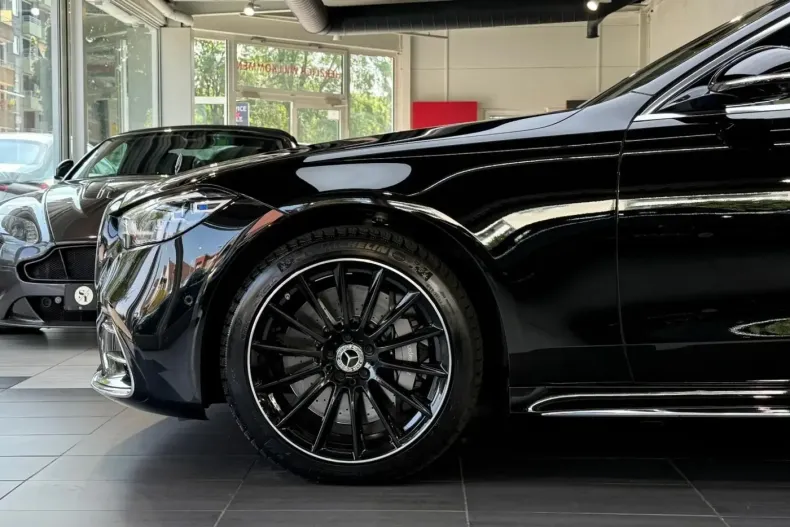 Mercedes-Benz S 580 din 2024 cu 30.000 km - oferta MER126937 - foto 2
