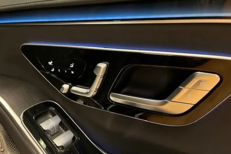 Mercedes-Benz S 580 din 2024 cu 30.000 km - oferta MER126941 - foto 8