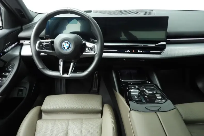 BMW 530 din 2025 cu 27.000 km - oferta BMW126950 - foto 10