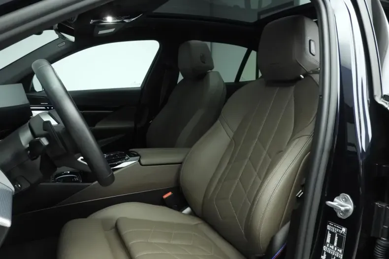 BMW 530 din 2025 cu 27.000 km - oferta BMW126950 - foto 14