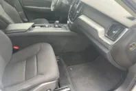 Volvo XC60 din 2022 cu 47.791 km - oferta VOL126951 - foto 5