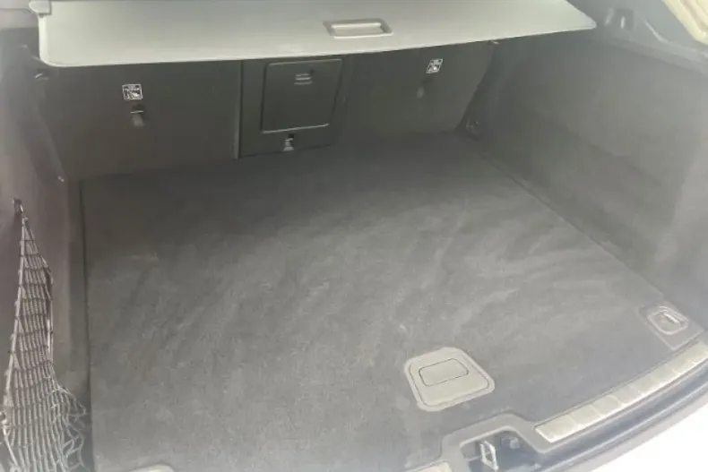 Volvo XC60 din 2022 cu 47.791 km - oferta VOL126951 - foto 6