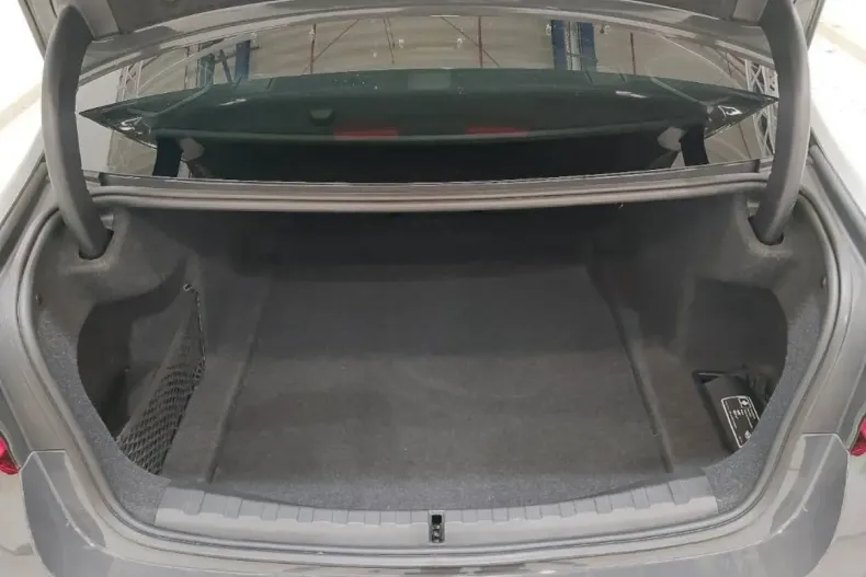 BMW 320 din 2024 cu 47.300 km - oferta BMW126960 - foto 22