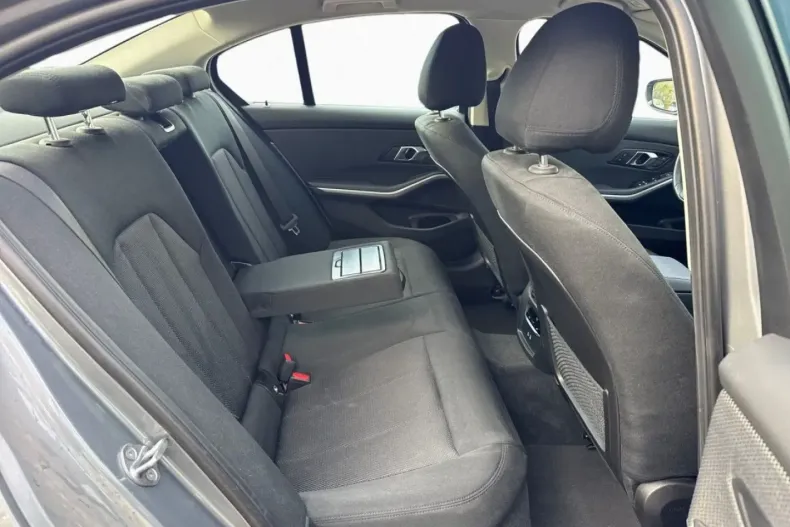 BMW 318 din 2023 cu 49.565 km - oferta BMW126964 - foto 7