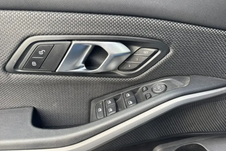 BMW 318 din 2023 cu 49.565 km - oferta BMW126964 - foto 14