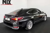 Lexus ES 300 din 2020 cu 45.082 km - oferta LEX126983 - foto 5