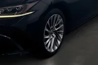 Lexus ES 300 din 2020 cu 45.082 km - oferta LEX126983 - foto 9