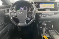 Lexus ES 300 din 2020 cu 45.082 km - oferta LEX126983 - foto 12